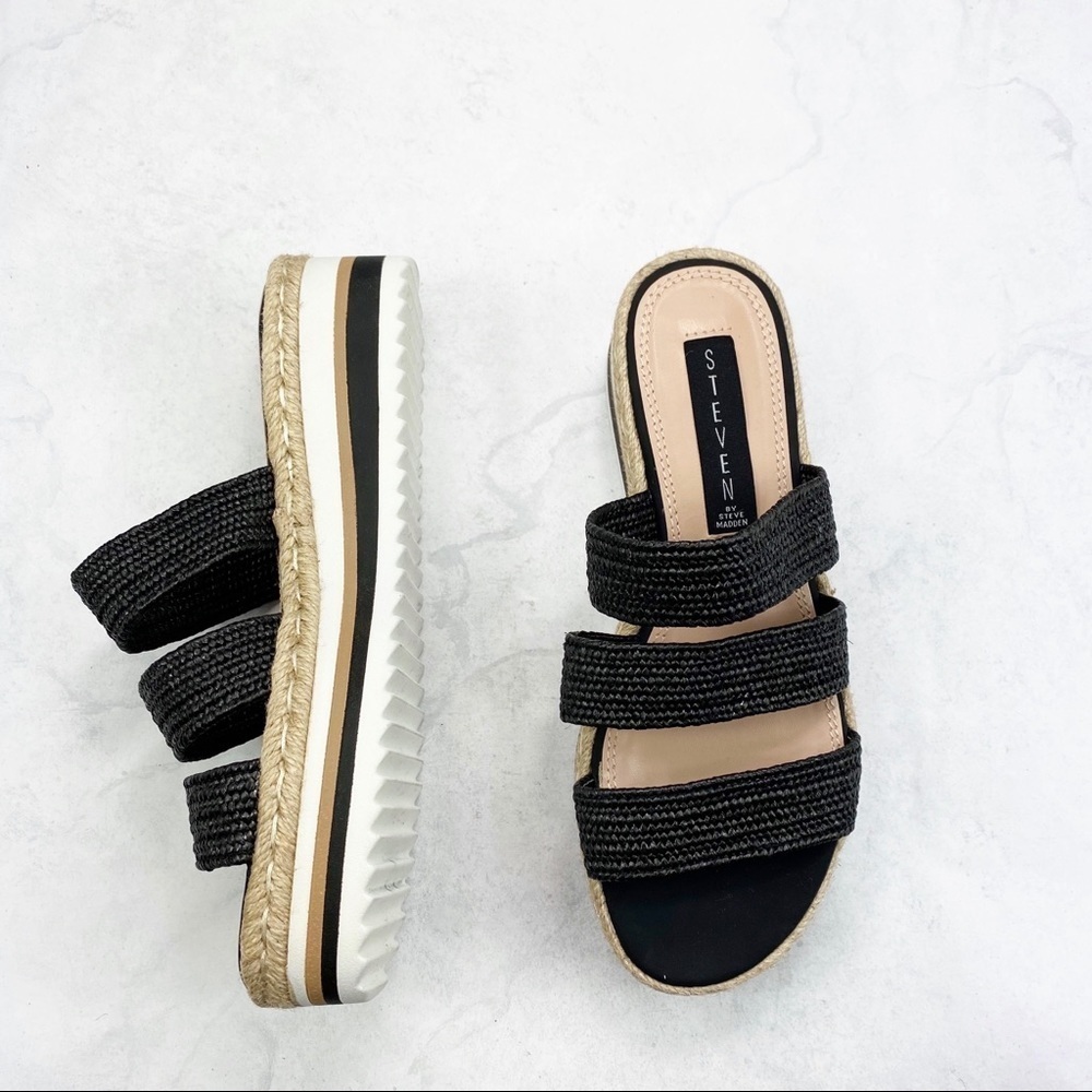 [Steve Madden] Classic Black Platform Slides